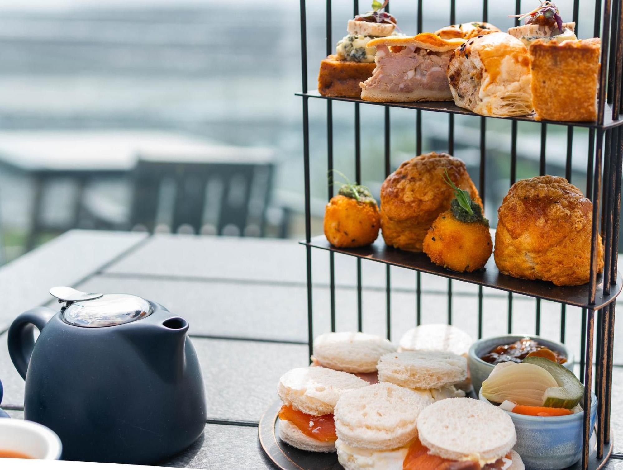 Hotel Victoria Robin Hood's Bay Bagian luar foto