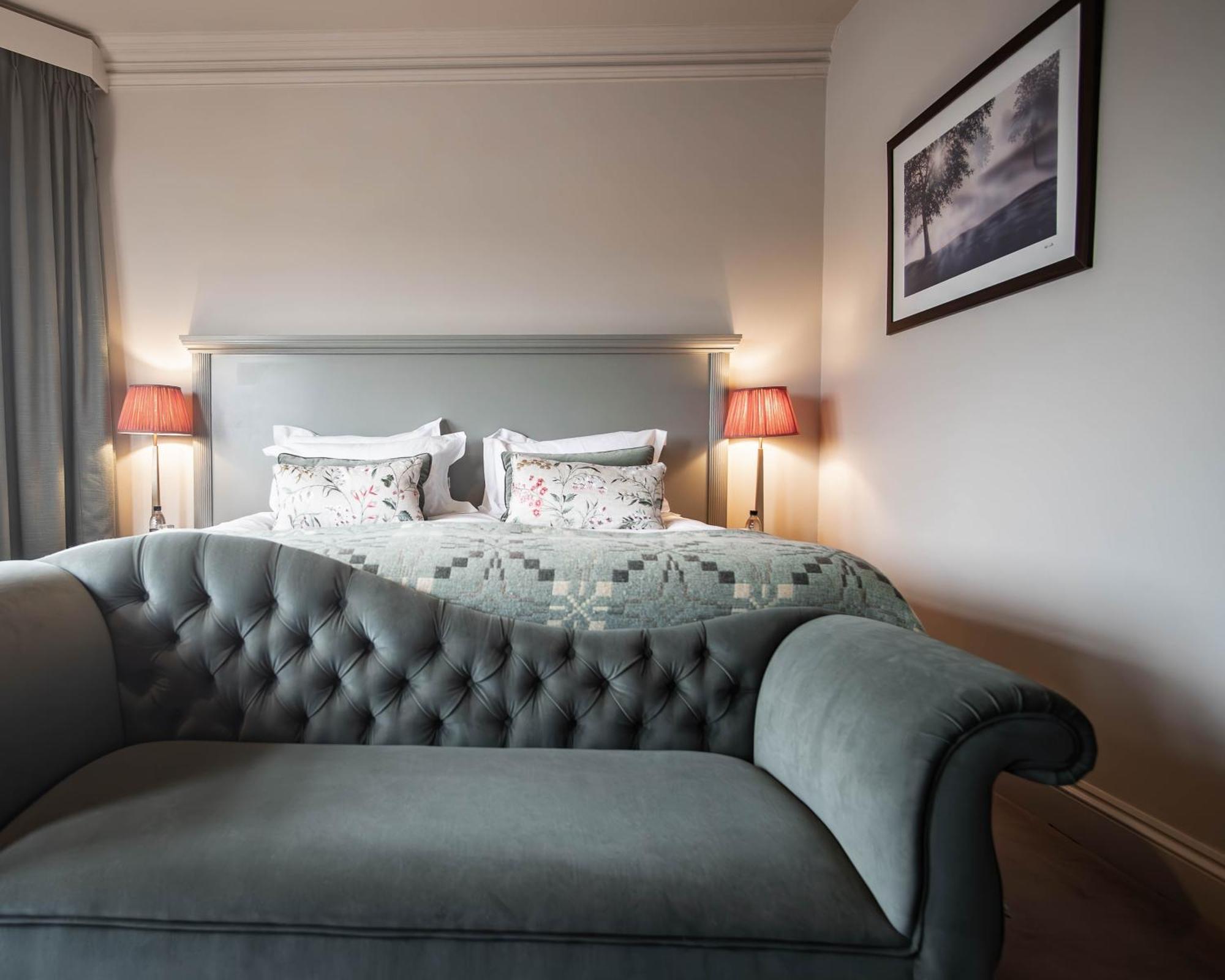 Hotel Victoria Robin Hood's Bay Bagian luar foto