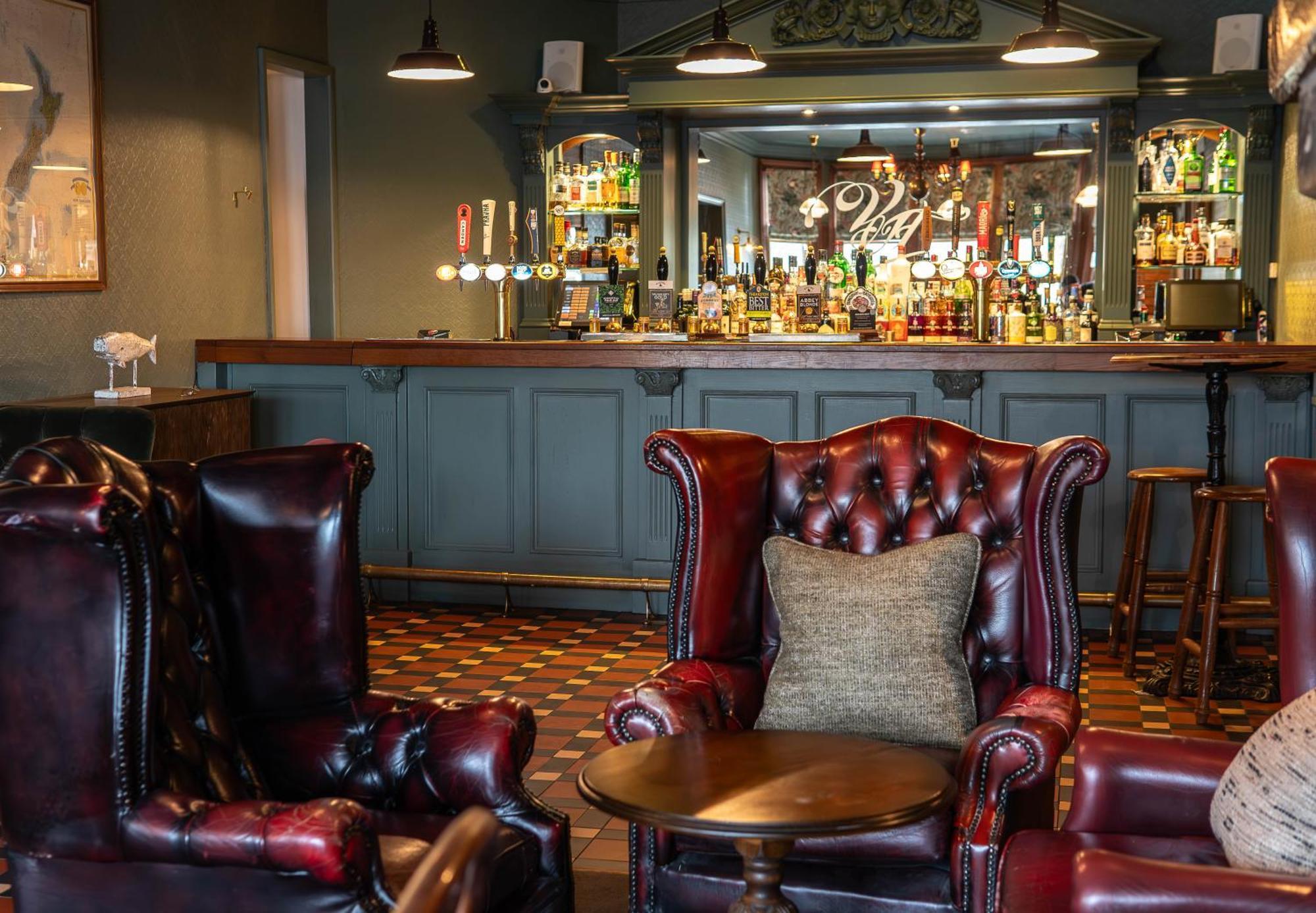 Hotel Victoria Robin Hood's Bay Bagian luar foto
