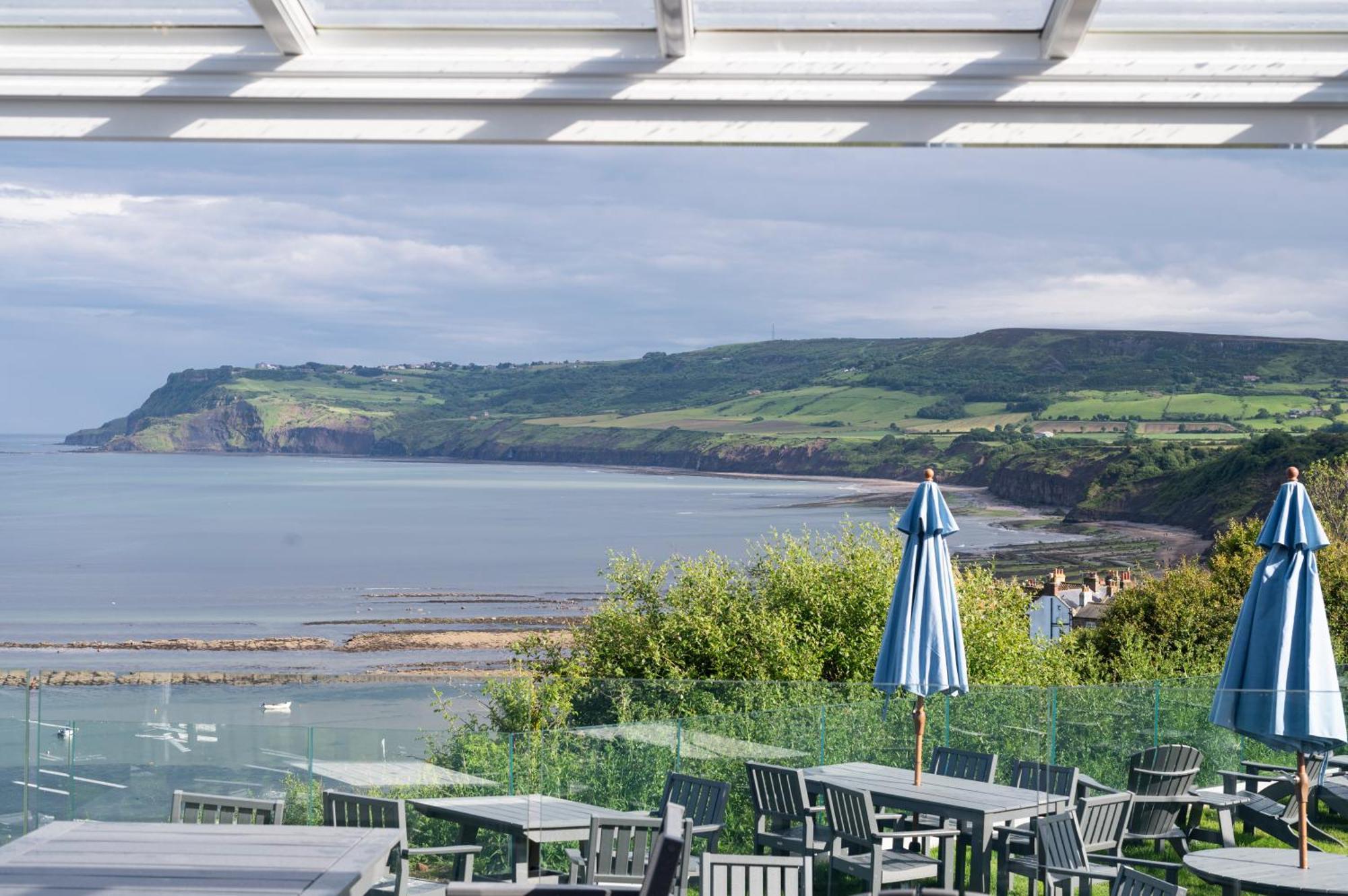 Hotel Victoria Robin Hood's Bay Bagian luar foto